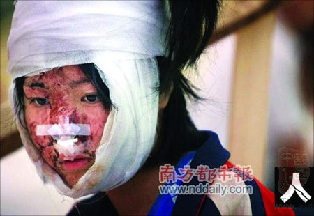 北川中学搜救惨烈 估计千人死亡和失踪(组图)