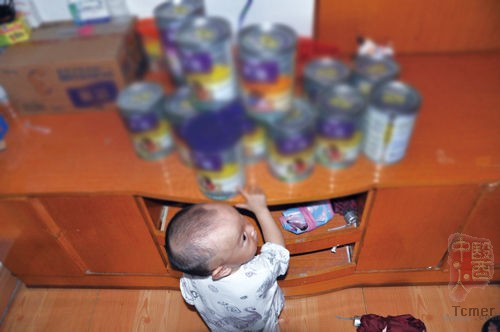 武汉三女婴疑食用同一品牌奶粉致性早熟(图)
