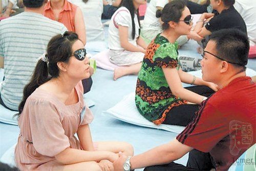 灵修培训疯狂圈钱 开办涉淫课程极尽挑逗暧昧