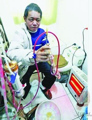 胡颂文自制了一台血透机 胡颂文自制了一台血透机